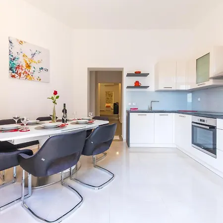 In Kastel Sucurac With Wifi Apartment