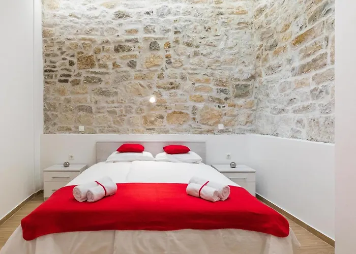 Cozy In Kastel Sucurac