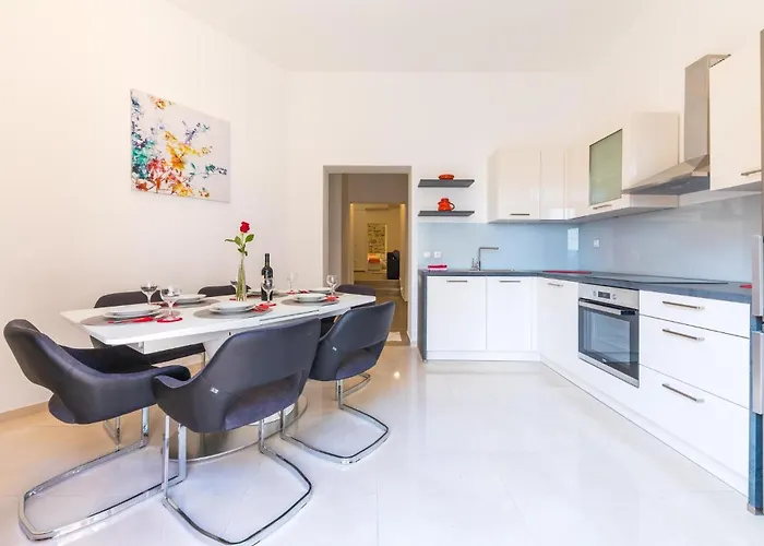 Cozy In Kastel Sucurac Apartment